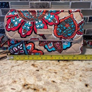 Vera Bradley, all in one Crossbody